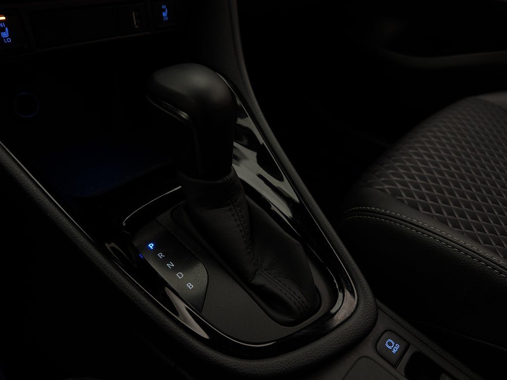 Vehicle Image 23