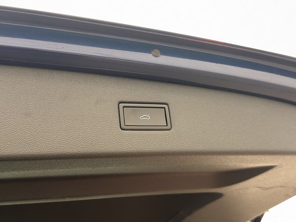 Vehicle Image 27
