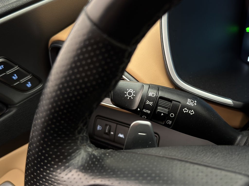 Vehicle Image 18