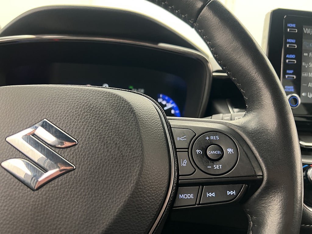 Vehicle Image 19