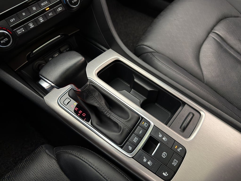 Vehicle Image 28