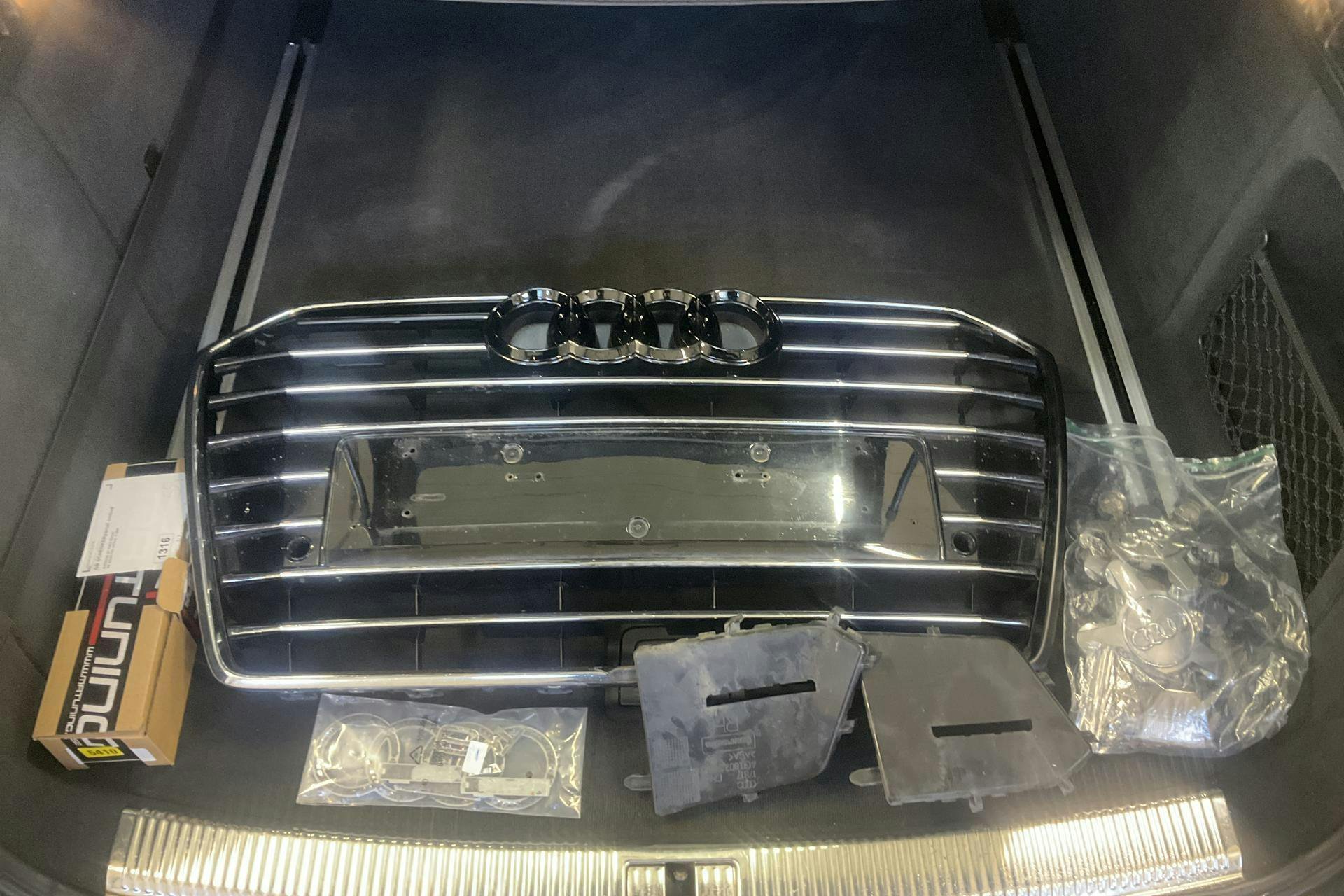 Vehicle Image 17