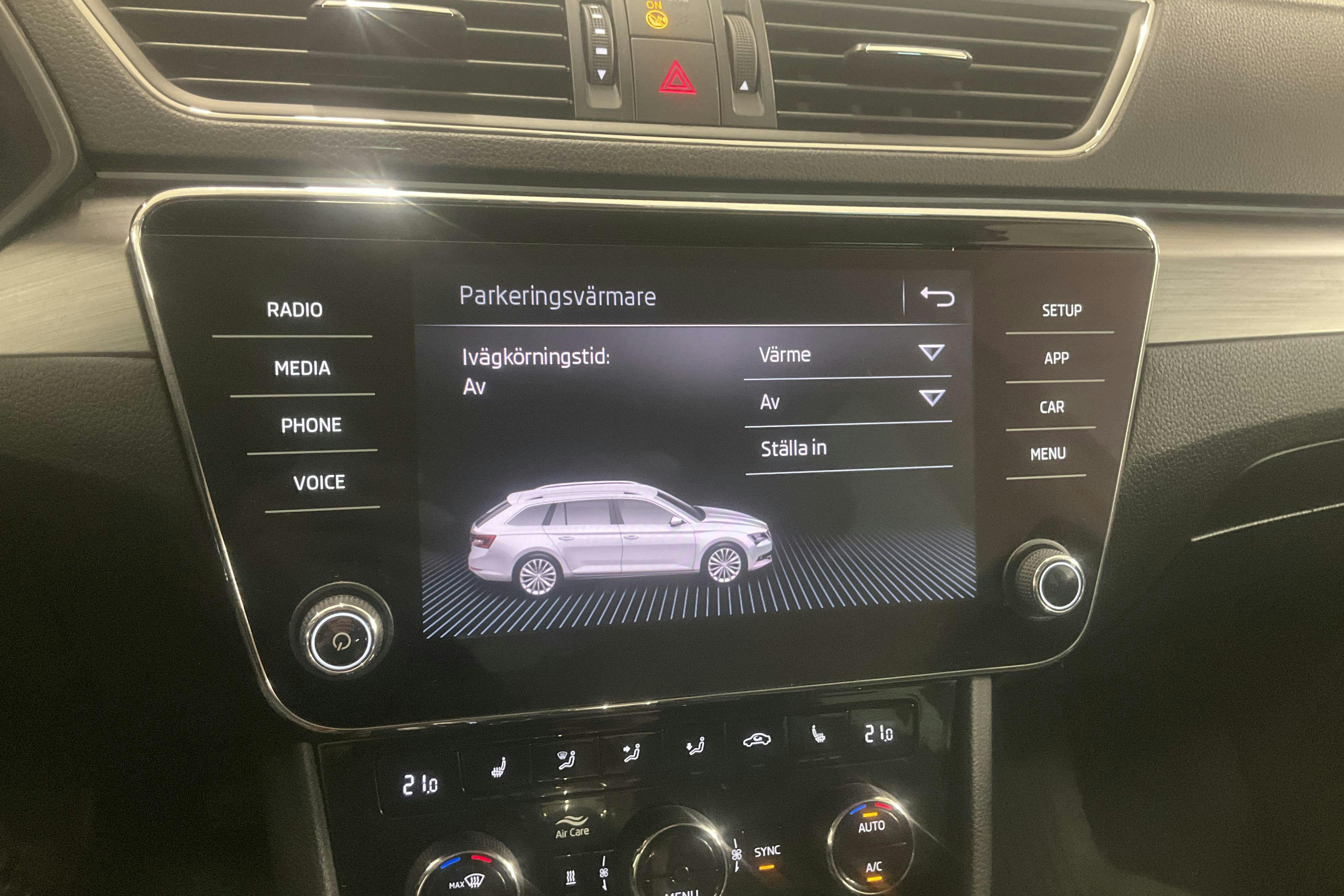 Vehicle Image 17