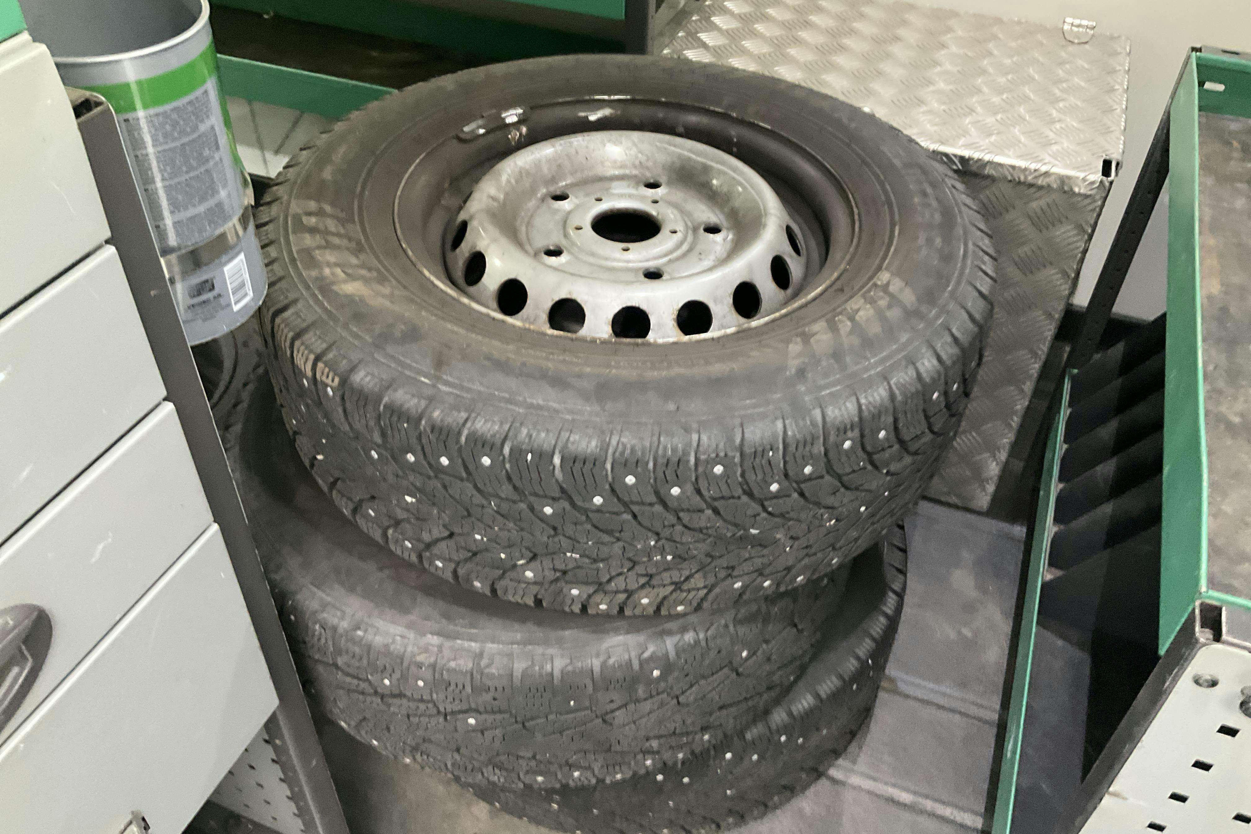 Vehicle Image 9