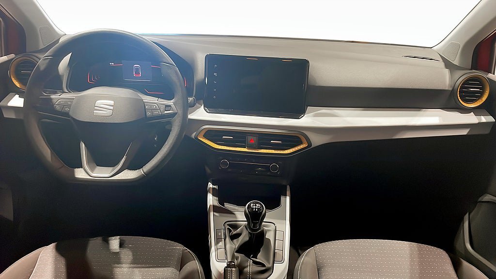 Vehicle Image 10