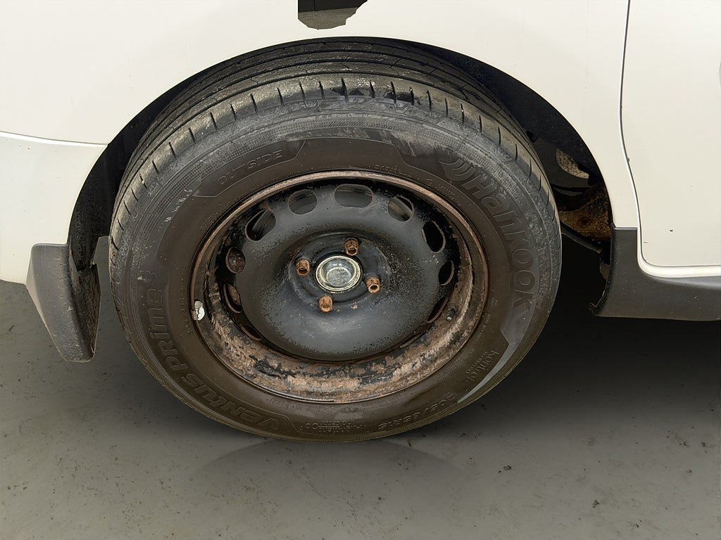 Vehicle Image 22