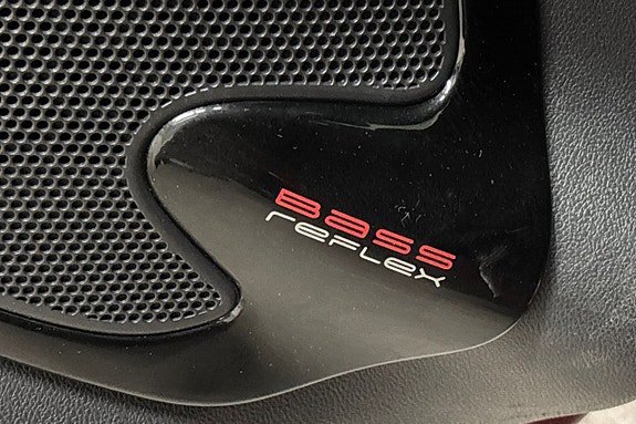 Vehicle Image 24