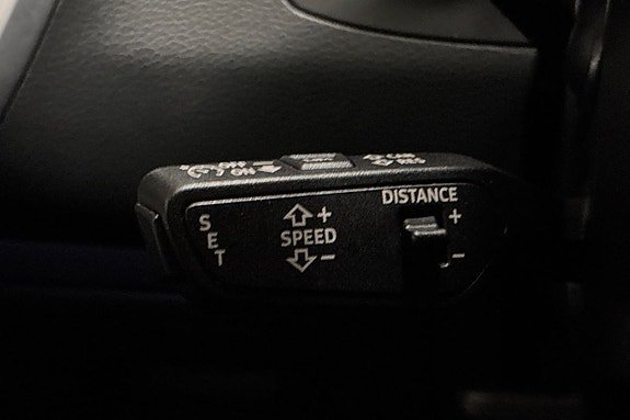 Vehicle Image 27
