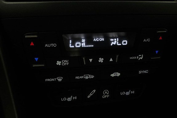 Vehicle Image 25