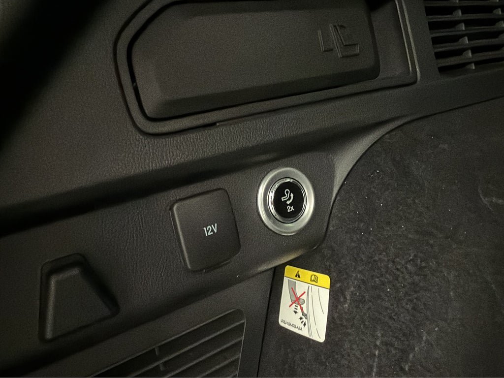 Vehicle Image 36