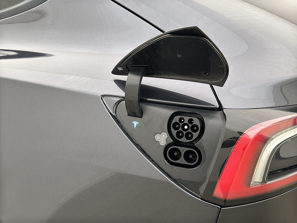 Vehicle Image 31