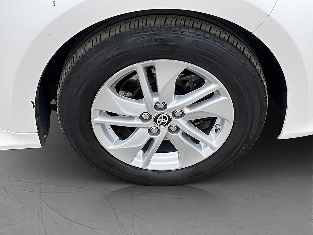 Vehicle Image 22