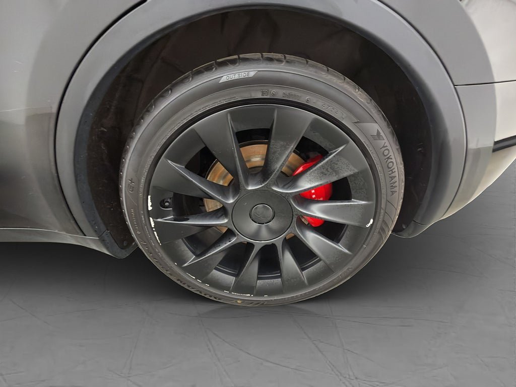 Vehicle Image 32