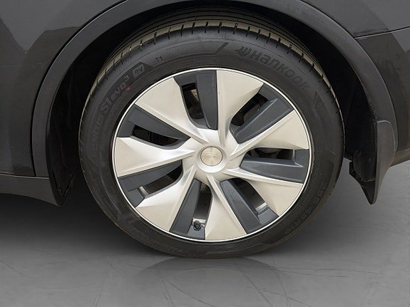 Vehicle Image 31