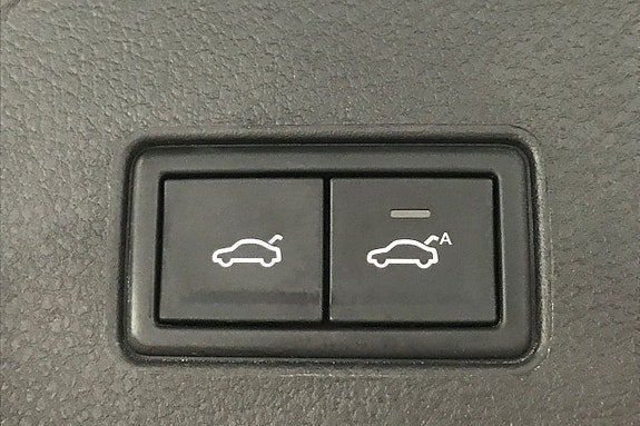 Vehicle Image 29