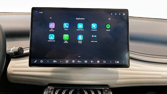 Vehicle Image 11