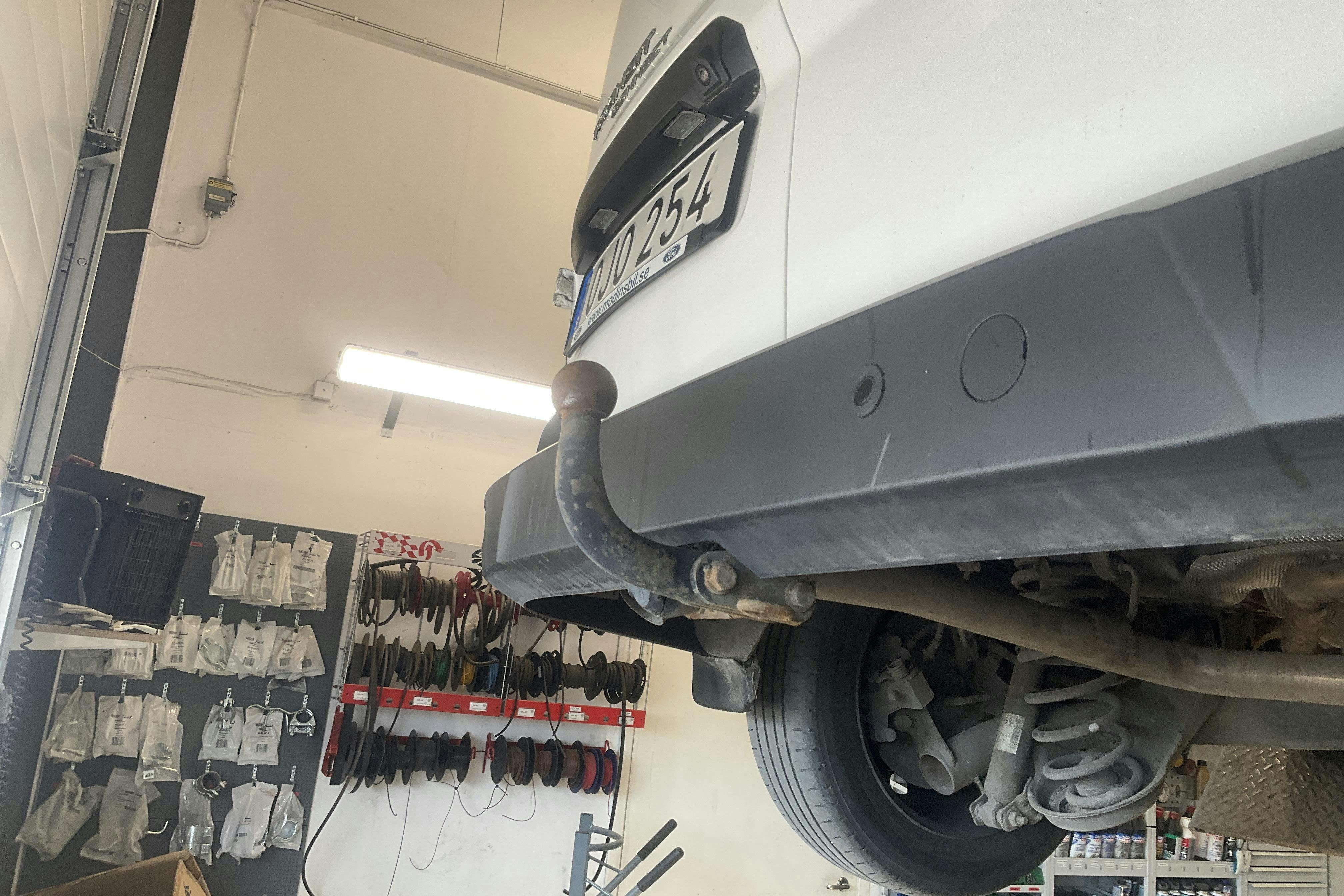 Vehicle Image 13