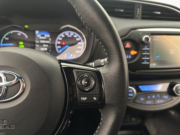 Vehicle Image 23