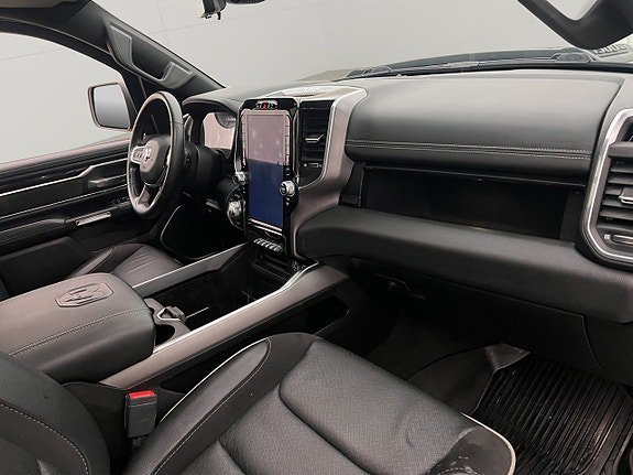 Vehicle Image 37