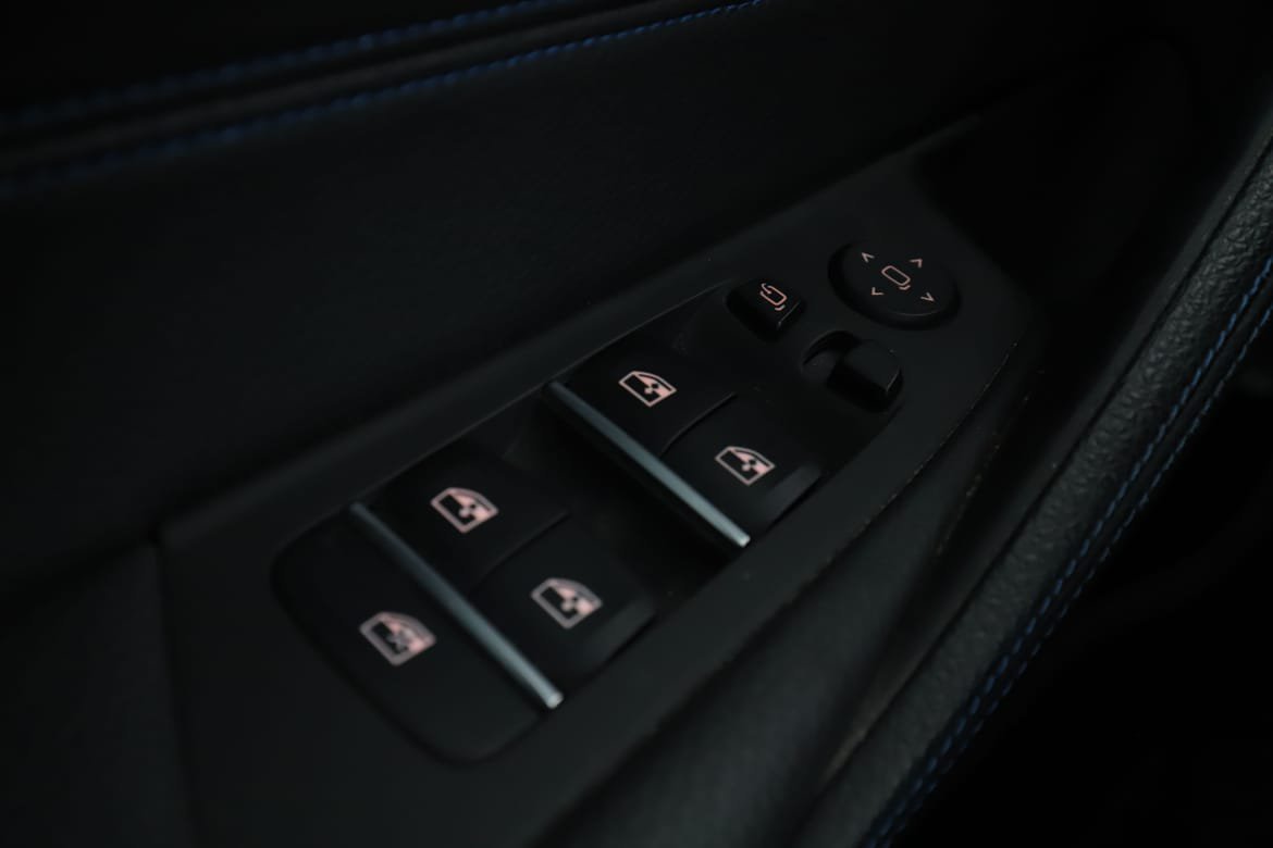 Vehicle Image 24