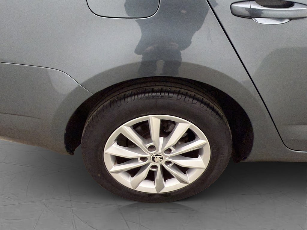 Vehicle Image 31