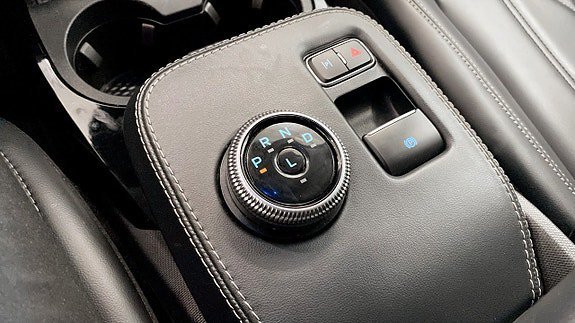 Vehicle Image 13