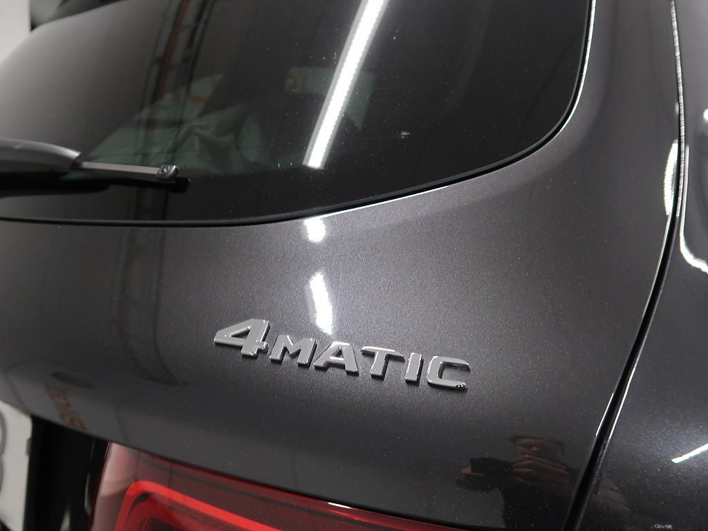 Vehicle Image 36