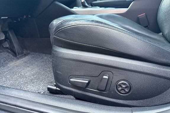 Vehicle Image 27