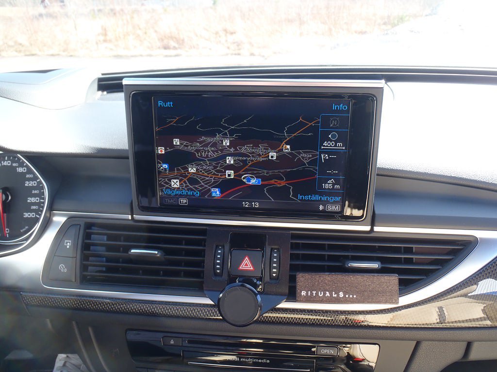 Vehicle Image 18