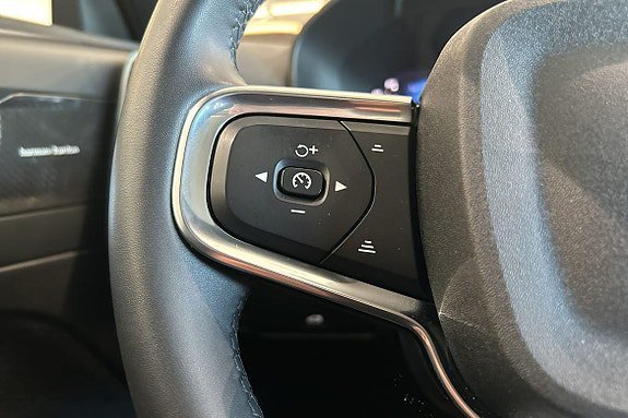 Vehicle Image 29