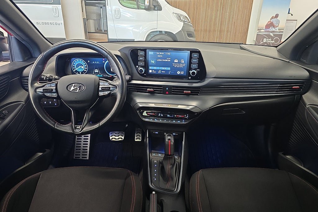 Vehicle Image 7