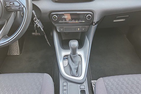 Vehicle Image 18