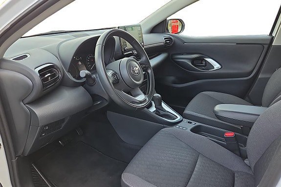 Vehicle Image 21