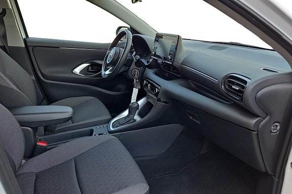 Vehicle Image 22