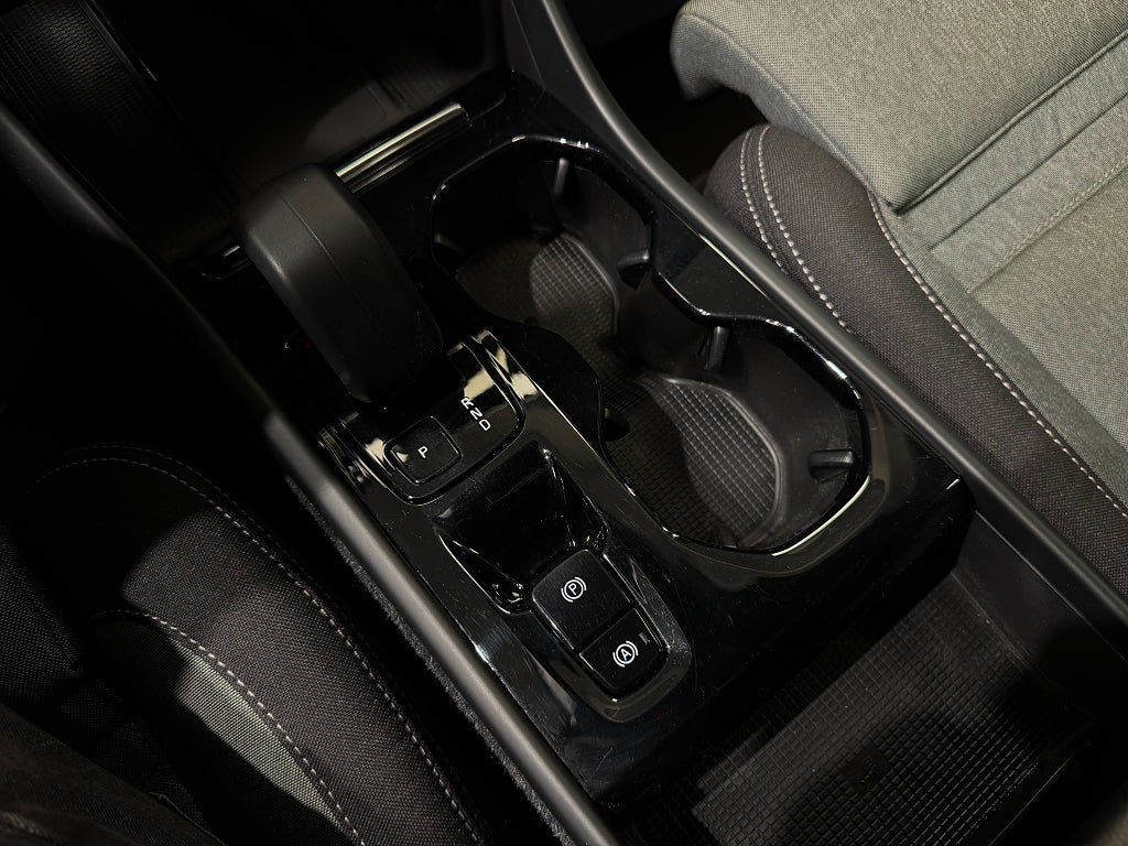 Vehicle Image 17