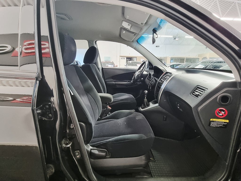 Vehicle Image 16