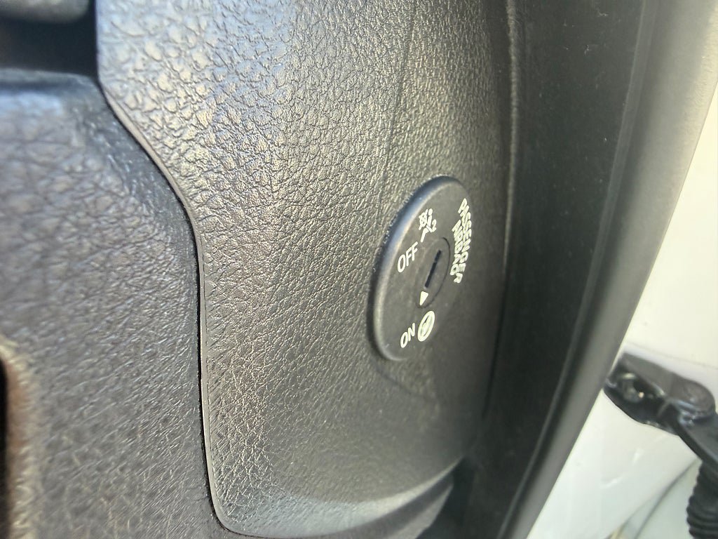 Vehicle Image 23