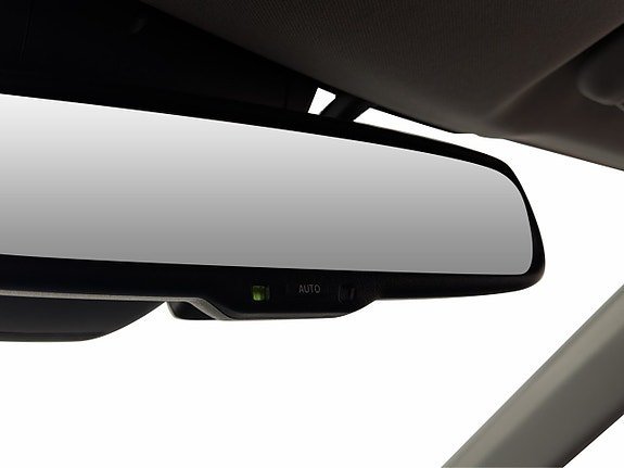 Vehicle Image 23