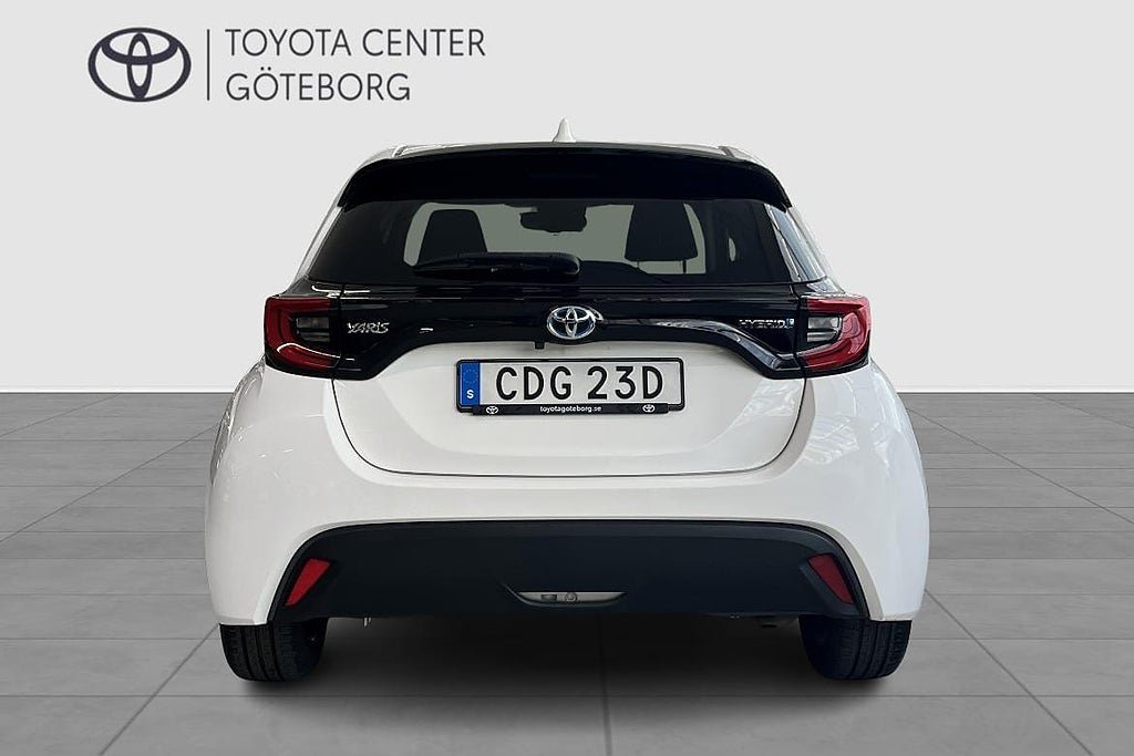 Vehicle Image 7