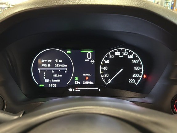 Vehicle Image 10