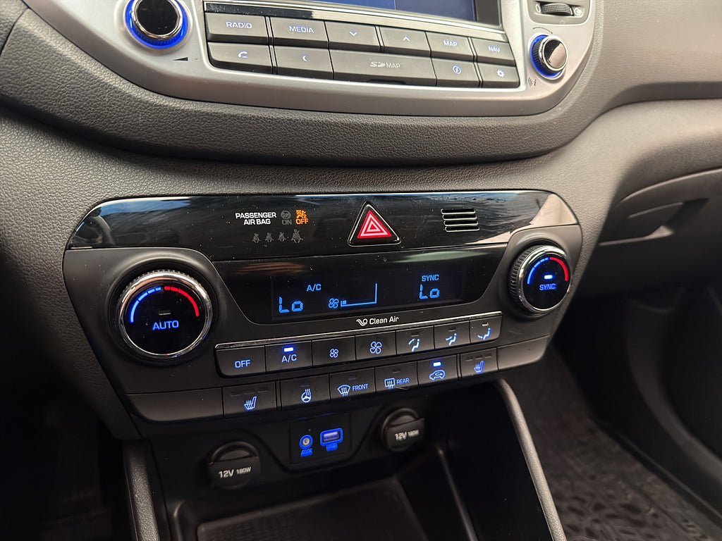 Vehicle Image 22