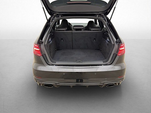 Vehicle Image 38