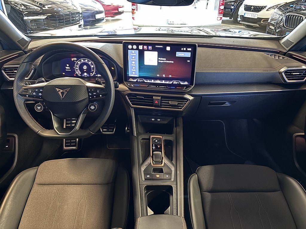 Vehicle Image 18