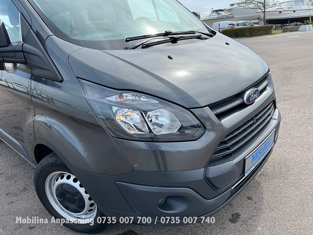 Vehicle Image 25