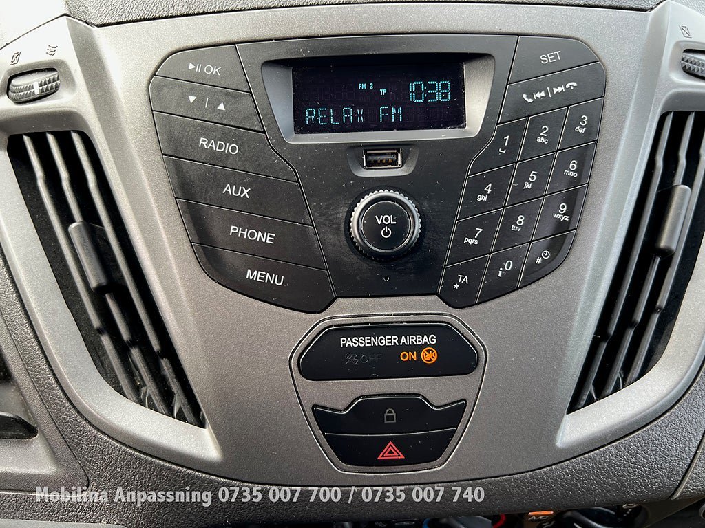 Vehicle Image 28