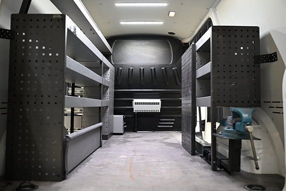 Vehicle Image 10