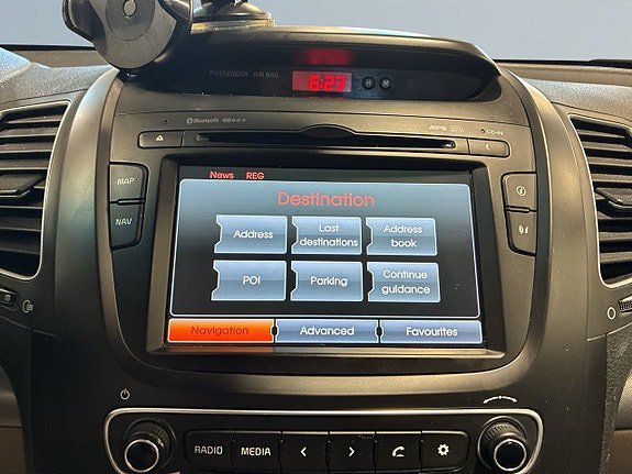 Vehicle Image 15