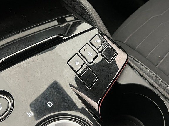 Vehicle Image 27