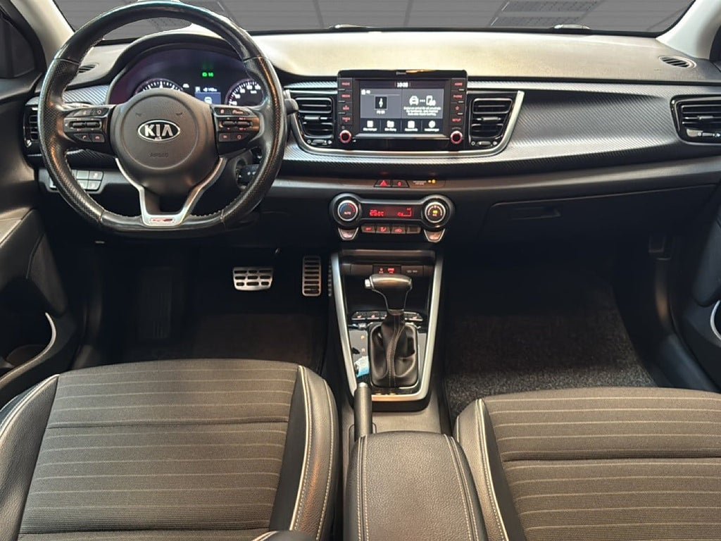 Vehicle Image 7