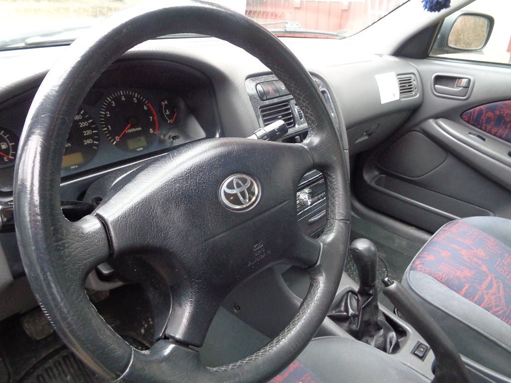 Vehicle Image 9